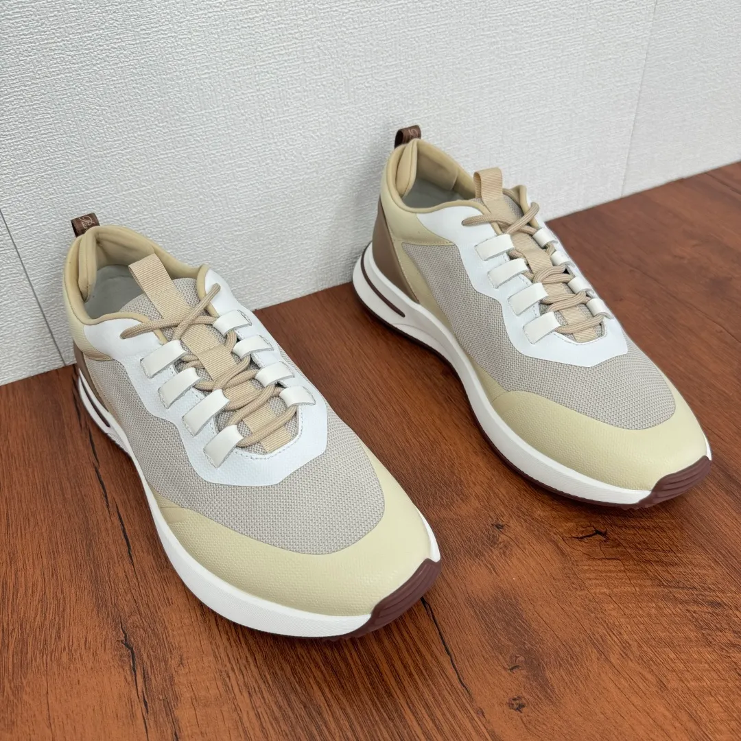 Batch 760 Loro Piana mesh cowhide stitching casual sports men's shoes LP jogging shoes OEM original soles feel free to enter the counter! This casual shoe is knitted from Wind fiber, giving it a unique three-dimensional effect. The unique silhouette narrows slightly at the midsection and is embellished with nappa leather details. The lightweight rubber sole and studs on the edge enhance traction and stability, and functional details full of modern aesthetics add a sporty style to the shoe. The upper uses a hot-melt edge-sealing process. The lightweight technical material of the Kummel-colored rubber outsole is inlaid with cushioning pads on the inside of the sole to distribute the weight more evenly and reduce the load during walking. The leather eyelets are directly set on the upper fixed to the sole to ensure stability. The rear is equipped with cushioning pads to improve wearing comfort. The full package of the counter comes with a shoelace insole. Multiple colors available! Fabric: 100% nylon Decoration: 100% cow leather Accessories: 100% polyurethane Size: 39-40-41-42-43-44 Standard leather shoe size (38/45 can be customized and returns and exchanges are not supported) Item number: FAM1718 Off-white